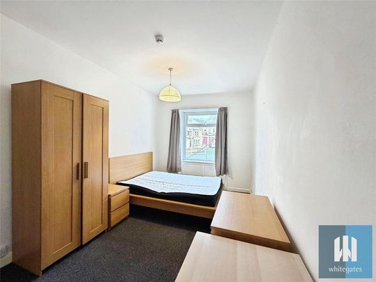 1 bedroom in a house share to rent - Photo 1