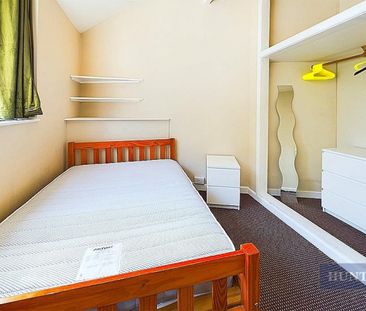 5 bedroom House To Let Total Size: 1680 SQ FT - Photo 4