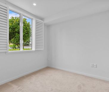 Modern Townhouse in Birkenhead - Photo 5