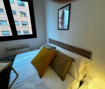 Calle de Vicente Blasco Ibez, Madrid, Community of Madrid 28050 - Photo 6