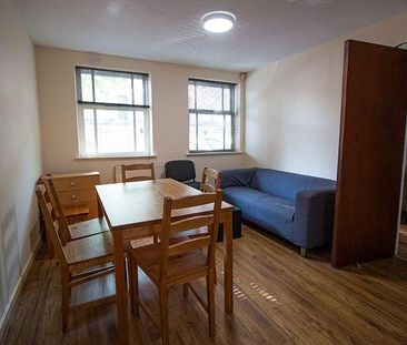 3 bedroom townhouse to rent - Photo 1