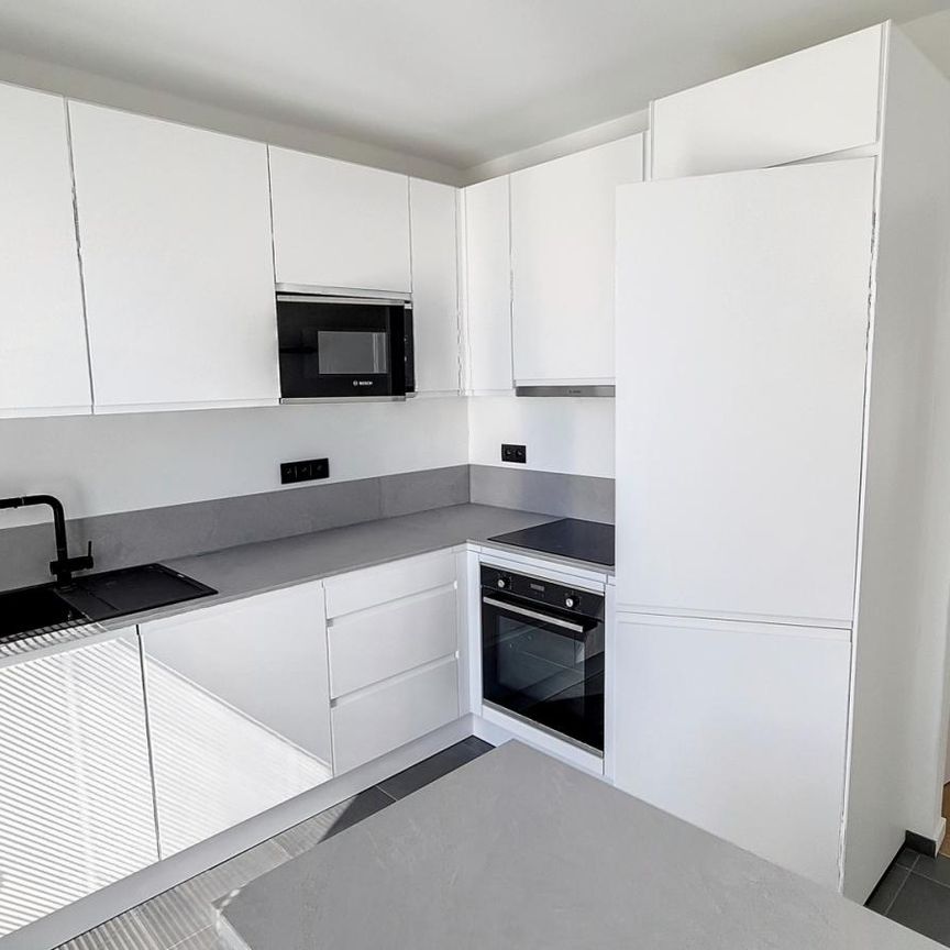 Uccle : appartement rénové en location une chambre + Bureau - Photo 1