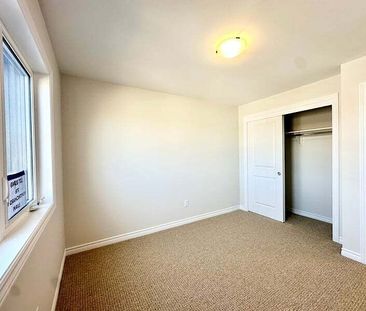 718 Montrichard Rd, Ottawa - Photo 3