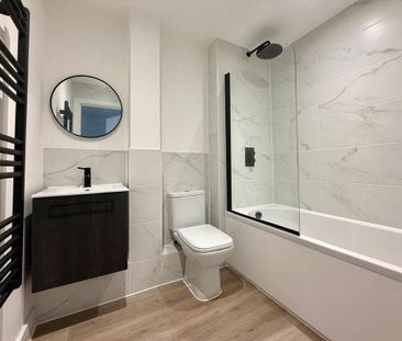 Commercial Road, Poole, Dorset, BH14 - Photo 6