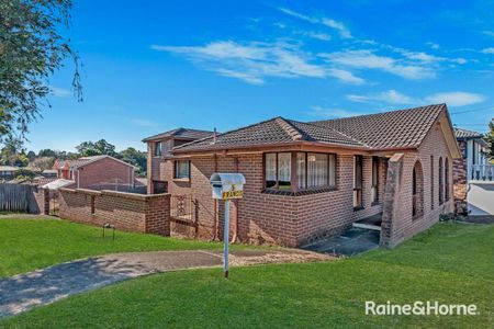 5 Francis Street, Castle Hill, NSW 2154 - Photo 4