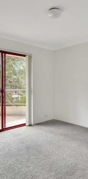 Chatswood - Photo 2