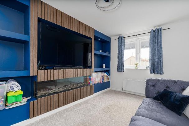 4 bedroom townhouse to rent - Photo 1