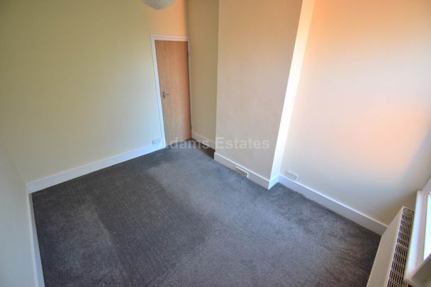 Price £1,595 pcm - Available Now - Furnished - Photo 1