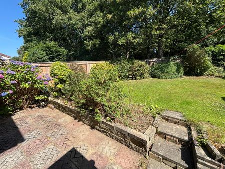 3 bedroom semi-detached house to rent - Photo 2