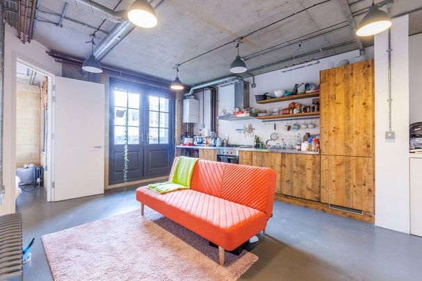 1 bedroom flat to rent - Photo 1