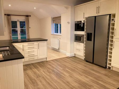 4 bedroom house to rent - Photo 4