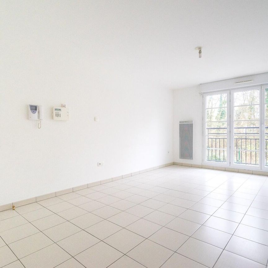 location Appartement T2 DE 42.06m² À HERBLAY - Photo 1
