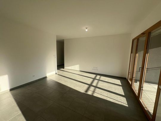 Location Appartement 3 pièces 69m² COGNIN 73160 - Photo 1