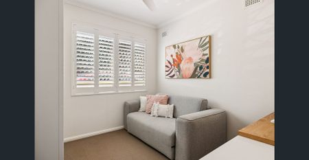 Two-bedroom apartment near park / easy CBD commute - Photo 2