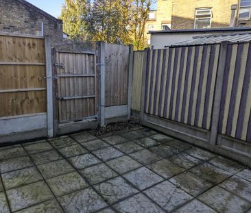 Studio to rent - Photo 6