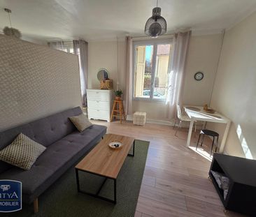 Location Appartement 1 pièce 35m² TOULON 83000 - Photo 2