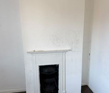 3 Bed Terraced House, Firhill Road, SE6 - Photo 5