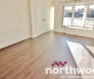 4 bedroom detached house to rent - Photo 3