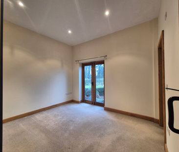2 bed barn conversion to rent in Cherry Barn, Pencombe, Bromyard, H... - Photo 2