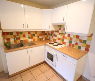 Location Appartement 3 pièces 52m² VILLEFRANCHE SUR SAONE 69400 - Photo 3