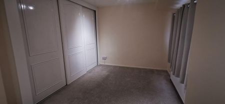 2 bedroom semi-detached house to rent - Photo 3