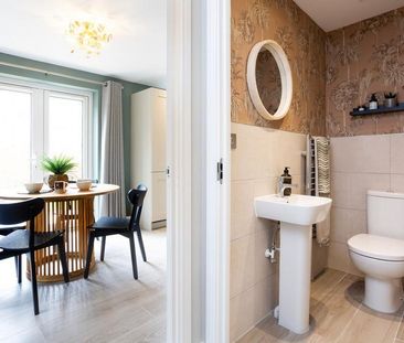 3 bedroom semi-detached house to rent - Photo 3