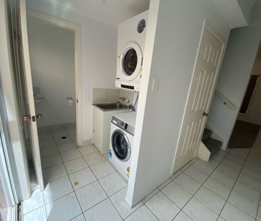 11/50 Kern Brothers, Kirwan - Photo 1