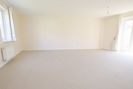 3 bedroom house to rent Wellbrook Way, Girton, Cambridge, CB3 - Photo 2