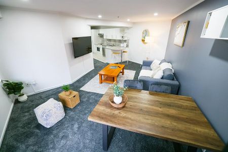 Beautiful Fully Furnished 2 Bedroom Apartment - Photo 5