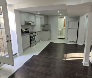 For Lease - 7164 Rosehurst Drive, Mississauga, Ontario - Photo 3