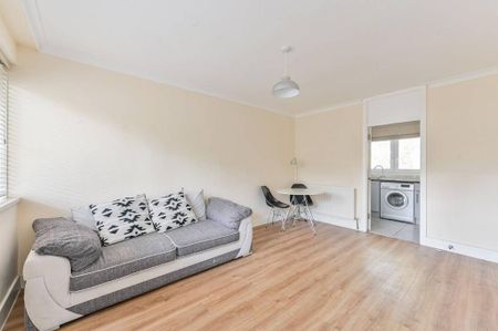 1 bedroom flat to rent - Photo 2