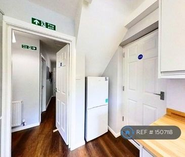1 bedroom in a house share to rent - Photo 6