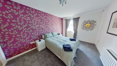 3 bedroom apartment to rent - Photo 3