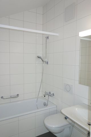 Moderne Wohnung - mitten in der Zürcher Stadt (Kreis 4) - Photo 2