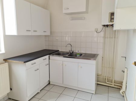 Location Appartement 2 pièces 41m² LE CREUSOT 71200 - Photo 4