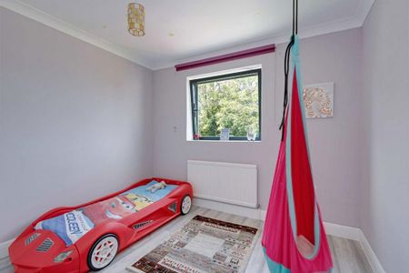 4 bedroom house to rent - Photo 3