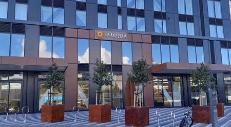 New Studio Apartment - fully furnished. - Photo 5