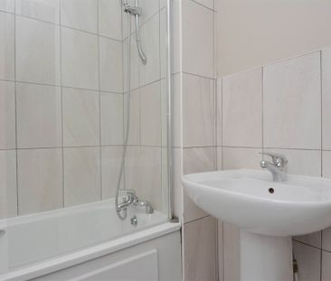 1 Lesley Court, 25 Stockmans Lane, BELFAST, BT9 7JA - Photo 5