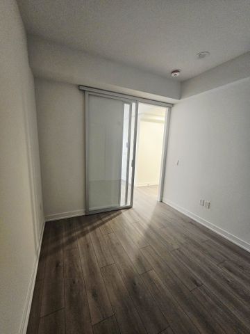 For Lease - 1 Fairview Road Unit# 309, Mississauga, Ontario - Photo 4