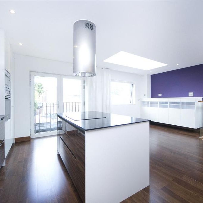 4 bedroom terraced house to rent - Photo 1
