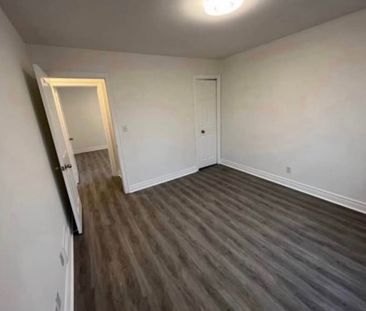 For Lease - 5051 huron Street, Niagara Falls, Ontario - Photo 6