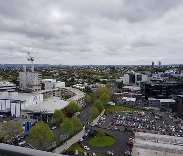 2 bedroom with Amazing Views - Photo 4