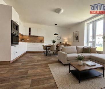 Pronájem bytu 3+kk 77 m², Na staré cestě, Rudolfov - Fotografie 1