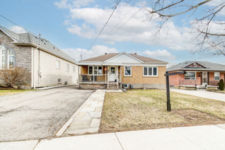 For Lease - 81 Grovedale Avenue, Toronto, Ontario - Photo 4