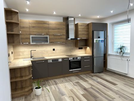 Pronájem bytu 2+kk 86 m² - Fotografie 4