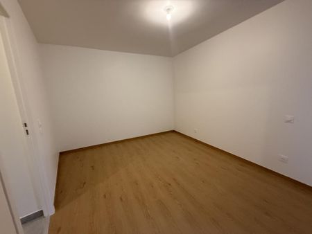 Location Appartement 2 pièces 51m² THONON LES BAINS 74200 - Photo 3