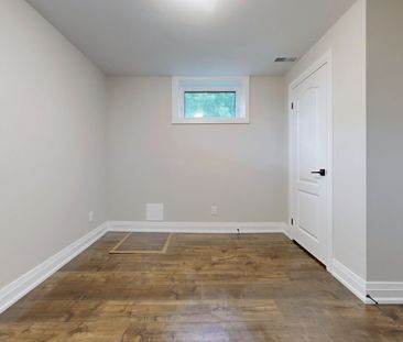 For Lease - 1661 Mount Albert Road Unit# Unit 2, East Gwillimbury, ... - Photo 5