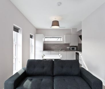2 bedroom flat to rent - Photo 6
