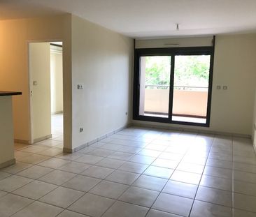 Location Appartement 3 pièces 60m² ST DENIS 97400 - Photo 5