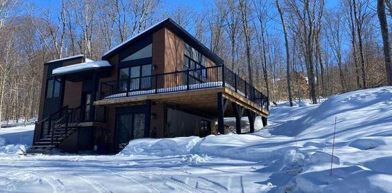 3 ½ , à louer, avec ACCÈS au Lac-Supérieur (vue sur Mont-Tremblant) - Photo 2